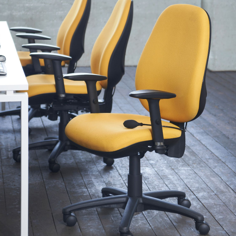 The Jota Chairs by DAMS