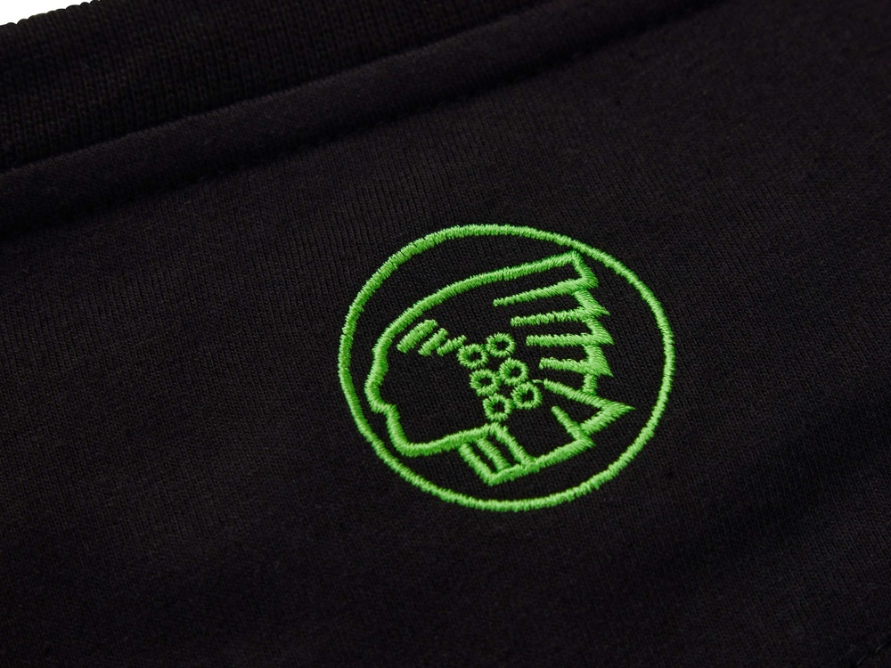 Delta Black T-Shirt - XL (44/46in)