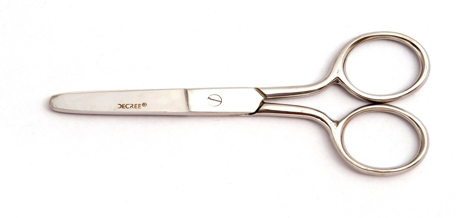 Traditional Metal Drapers Scissors 4.5 With Round Ends 4079