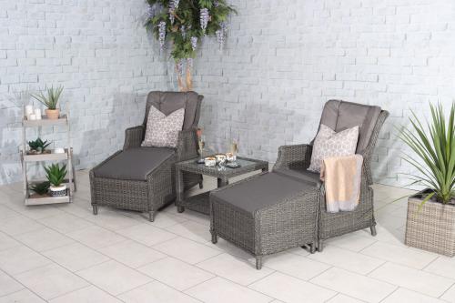 PARIS Relaxer Set- 2 Hydraulic Multi-position Recliners, 2 Footrest and 1 x 60 x 60cm Side Table | PARHBRSET-WS | 