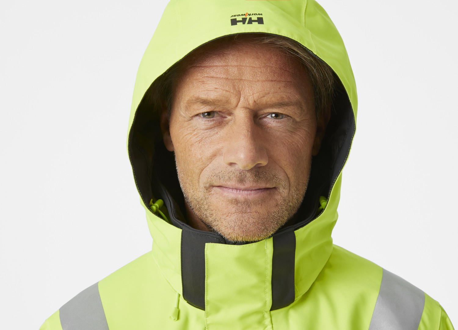 Alna 2.0 Shell Suit