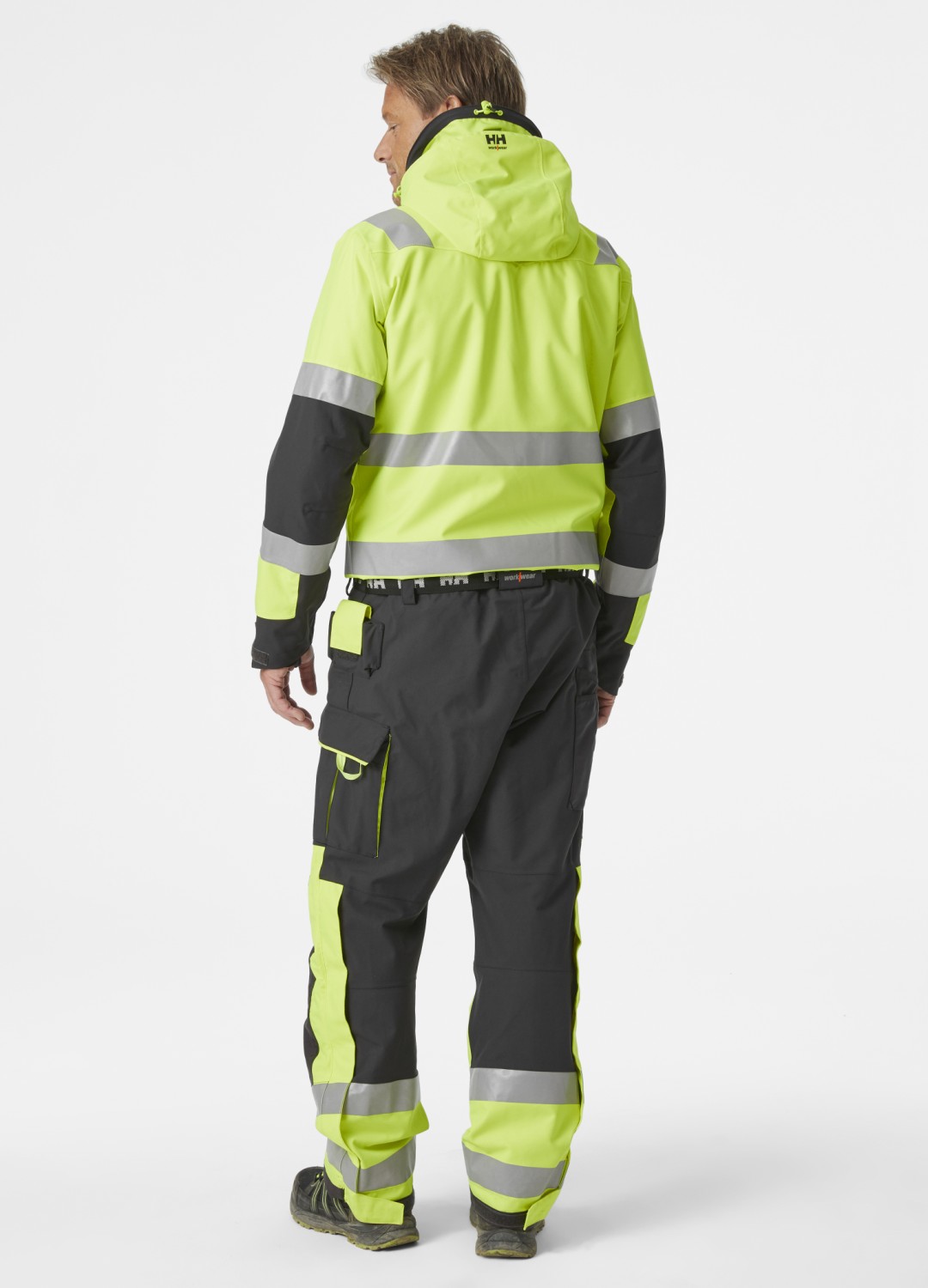 Alna 2.0 Shell Suit