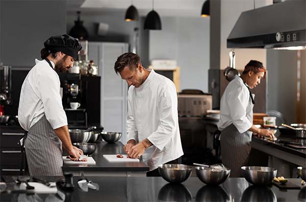 Kitchen & Catering