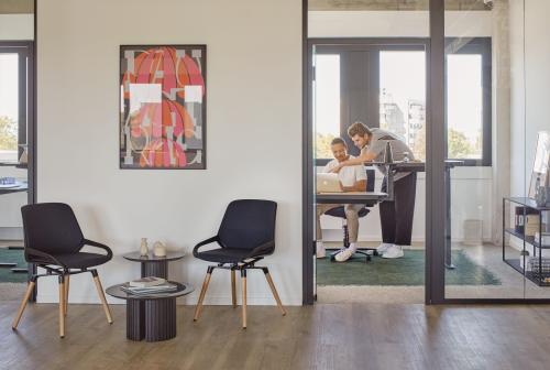 Numo Comfort Chair