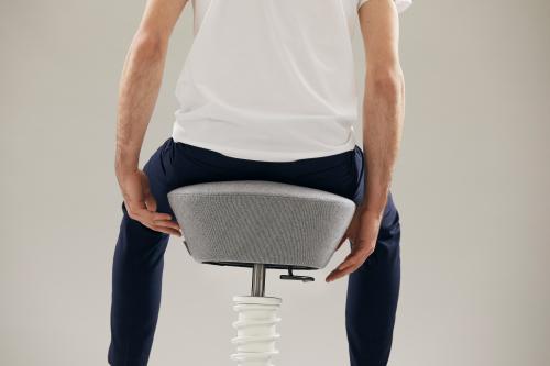 Aeris Swopper Ergonomic Office Stool wool blend Capture