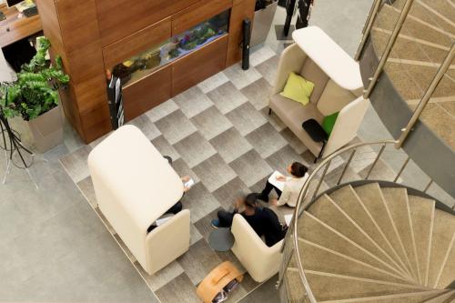 August Highback Collection