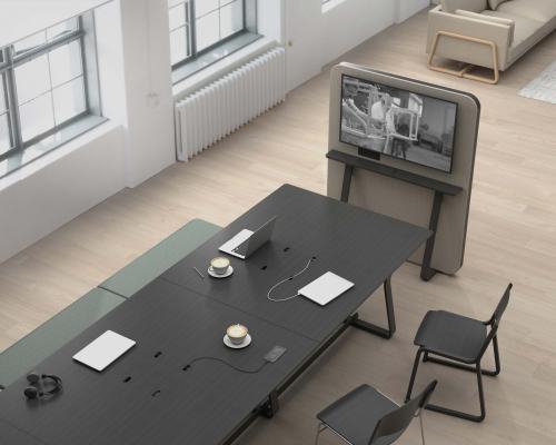 Theo Freestanding  Media Screen