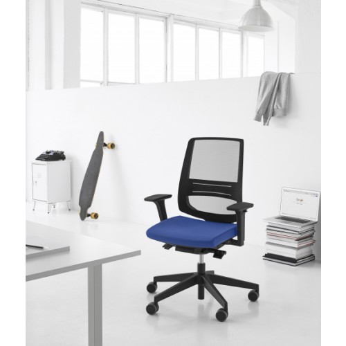 Profim LightUP 250SL M/Back B/Base P61PU SynSS A/Lumbar EV11 - Stocked