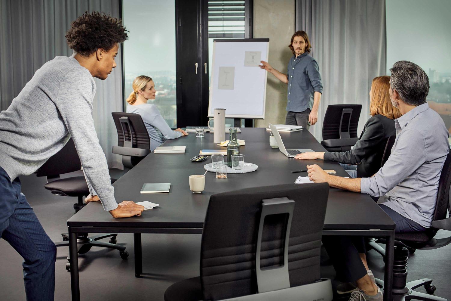 Aeris 3Dee Chair Standard