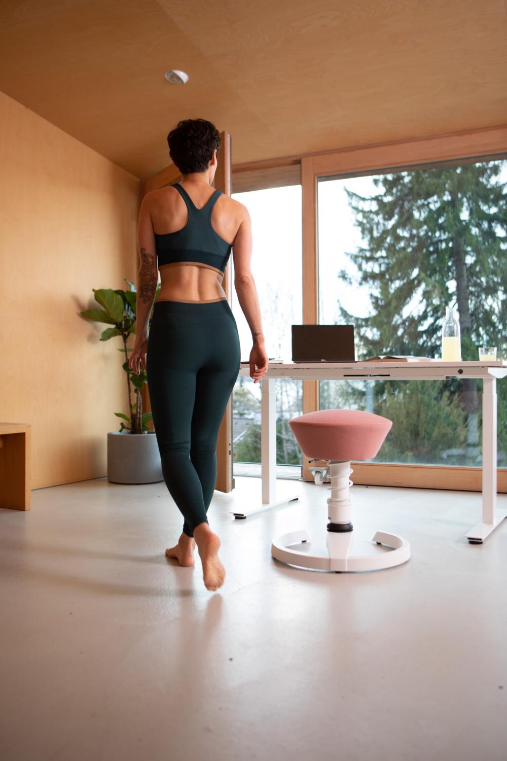 Aeris Swopper Ergonomic Office