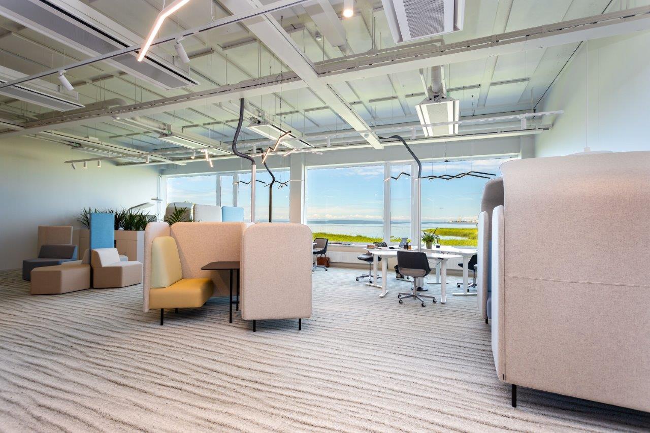 August 1 Seat Nook with Table