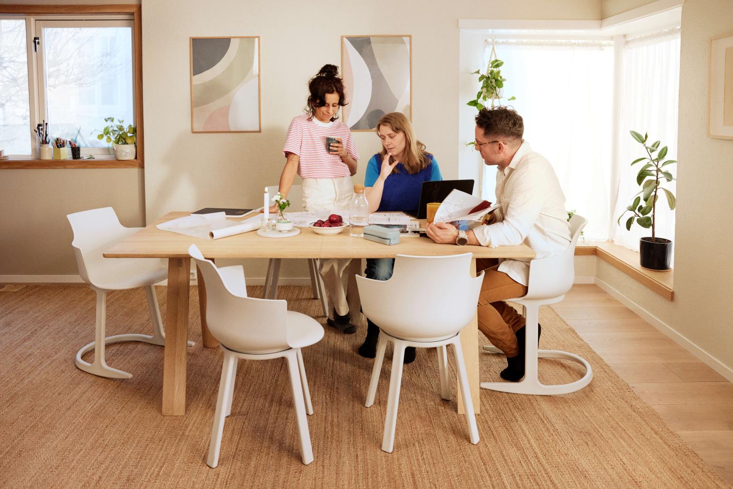 Varier Social Tilt Dining Chair