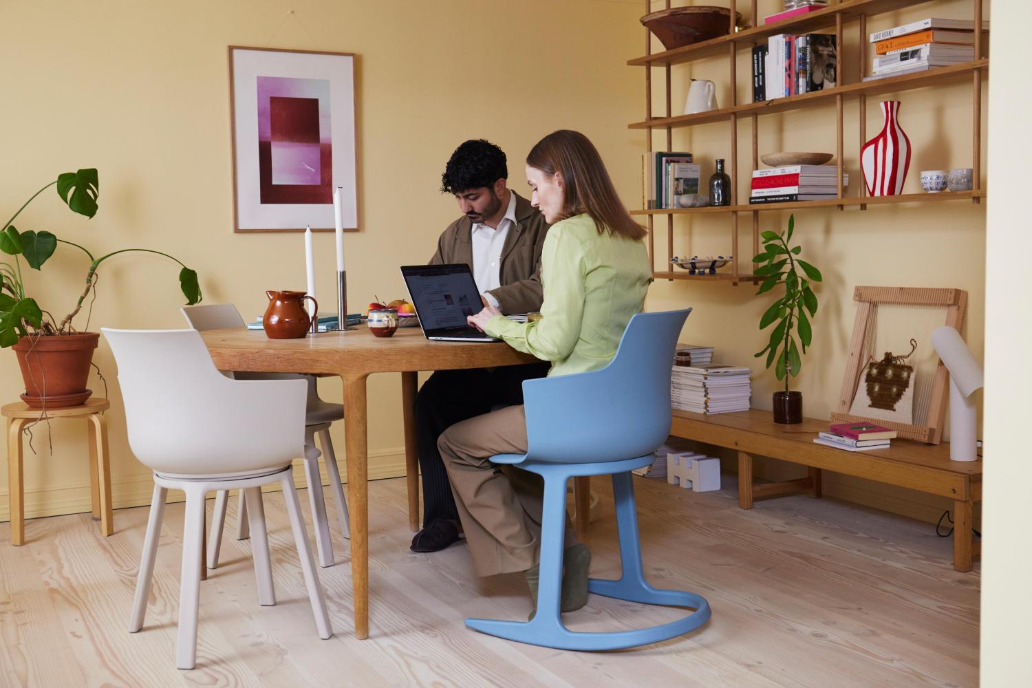 Varier Social Tilt Dining Chair