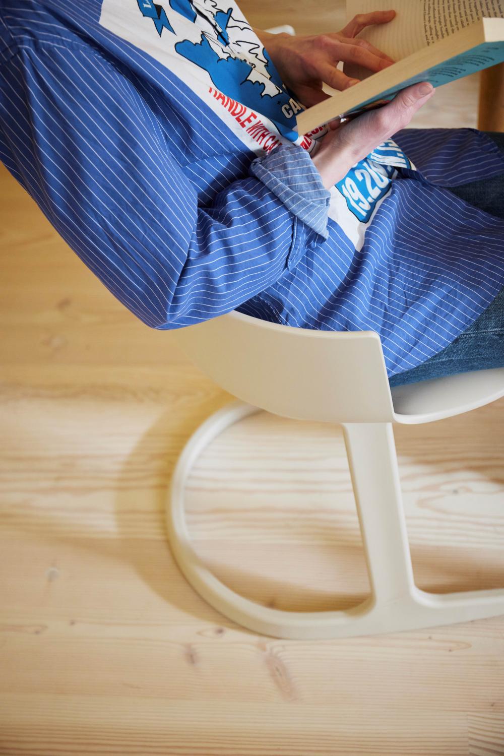 Varier Social Tilt Dining Chair