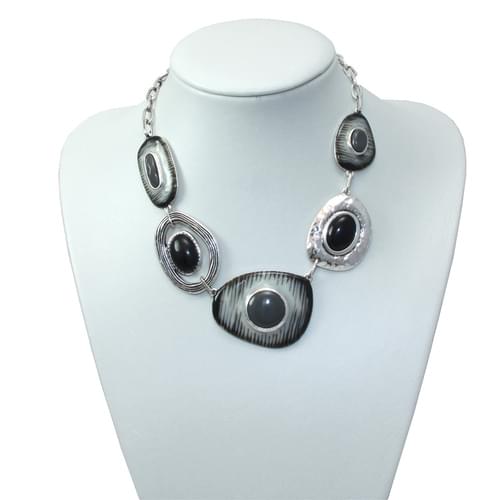 Contemporary Silver & Black Five Panel Enamel Fashion Necklace 17