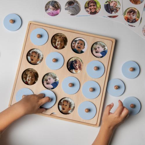 Emotions Memory Game