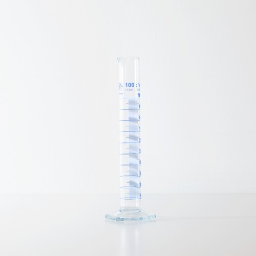 Measure Cylinder 100ml Straight Sided Cylindrical Not Conical 1ml Graduation