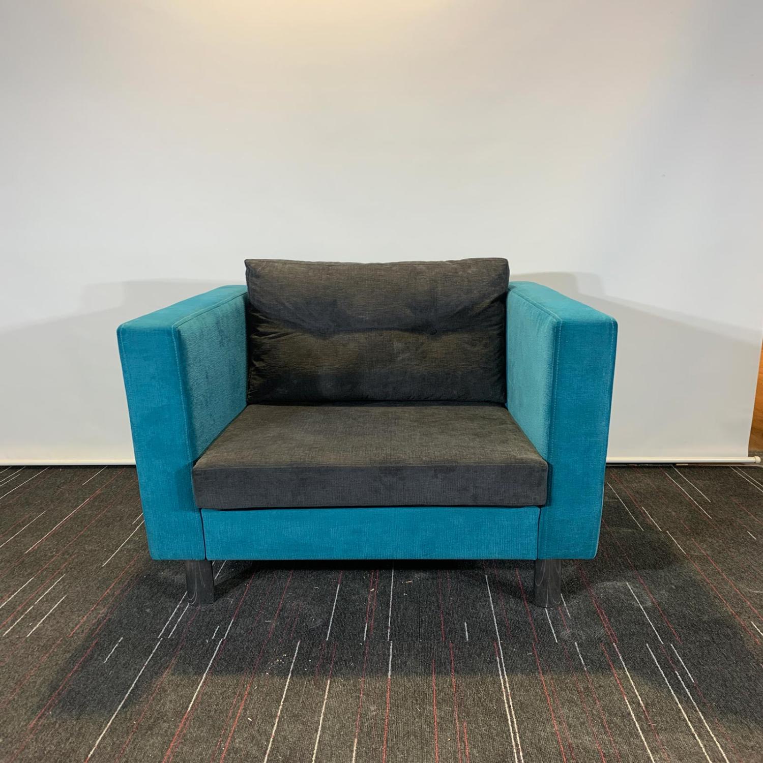 Second Hand Teal and Black Fabric Chair