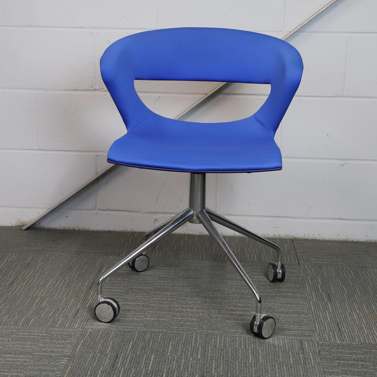 Second Hand Sky Blue Fabric Meeting Chair with Chrome Base