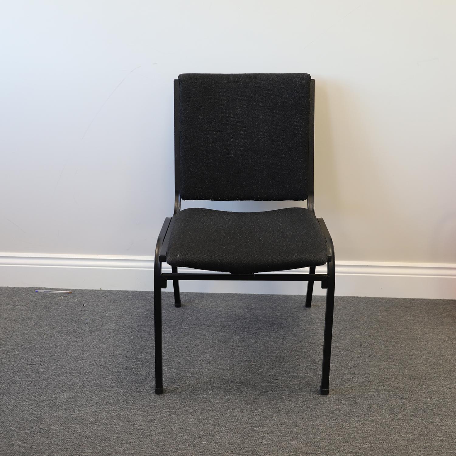 Second Hand Verco Black Mesh Back Cantilever Meeting Chair