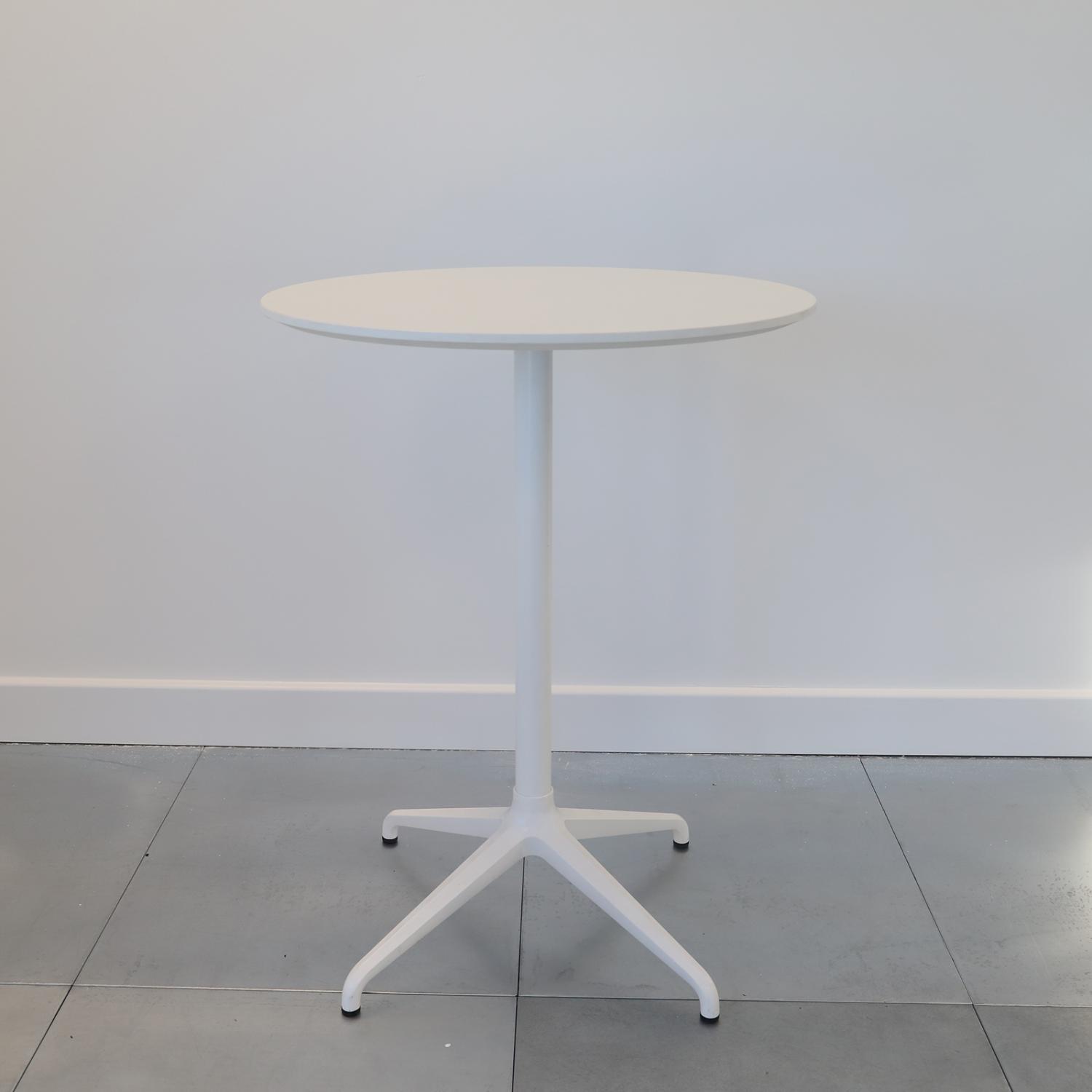 Second Hand Kinnarps White Circular Poser Table with Metal Stem and Legs