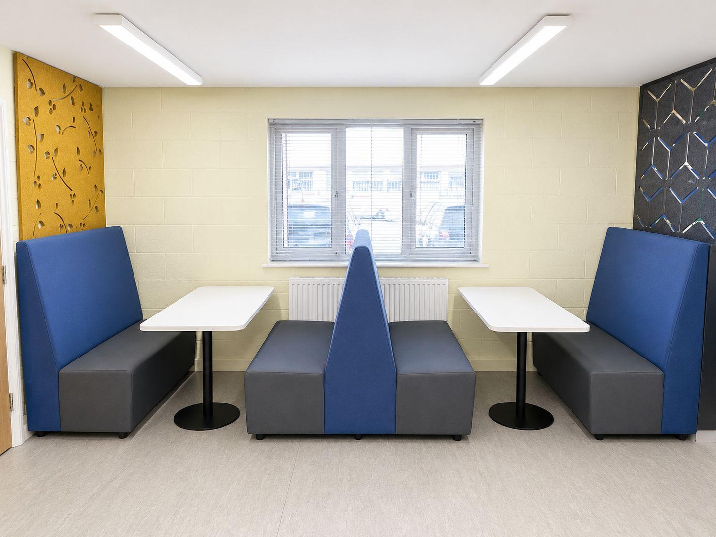 Second Hand Modular Seating Pod & Tables Blue & Grey Fabric