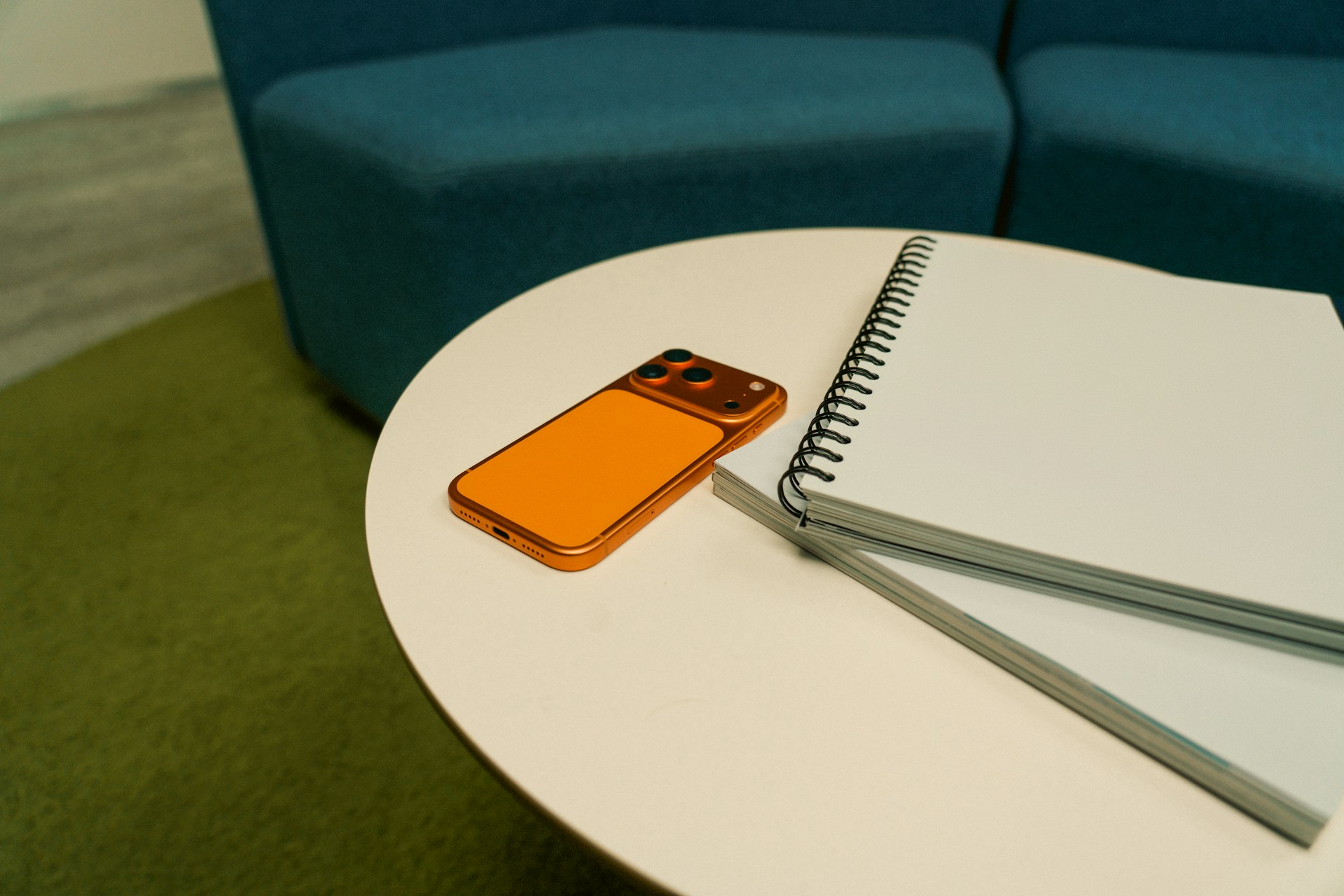 Second Hand- Reception Tables