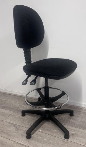 Draughtmans Chair side view