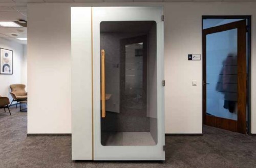 Hide - Enlarged Single Booth