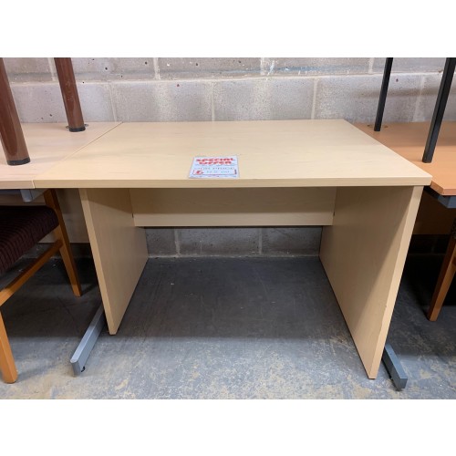 Rectangular Panel-End Desk, In Maple Finish. 1000mm Width x 800mm Depth. 1 In Stock