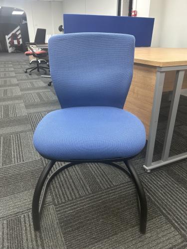 Used Reception/Visitor Chair, Cantilever Frame - In Blue Fabric. 6 In Stock