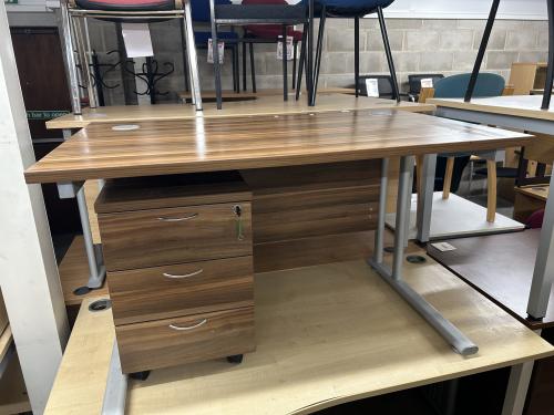 Used Rectangular Desk & Mobile Pedestal, In Walnut Finish - 1200mm Width x 800mm Depth. 1 In Stock