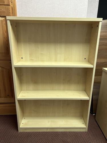 Used Bookcase, In Maple Finish - 800mm Width x 1200mm High x 200mm Depth. 1 In Stock