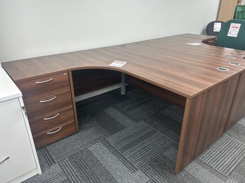 shdesk675