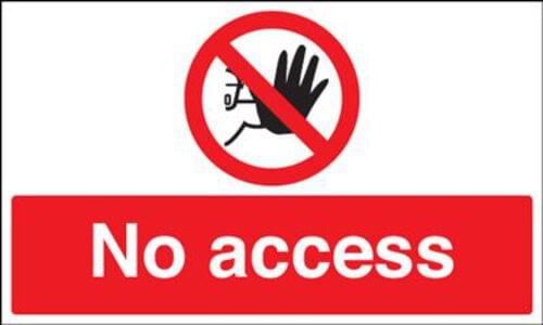 450x600mm No access stanchion sign