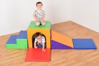 Playring Tunnel Climber