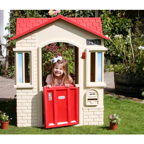LITTLE TIKES Cape Cottage (Tan and Red)
