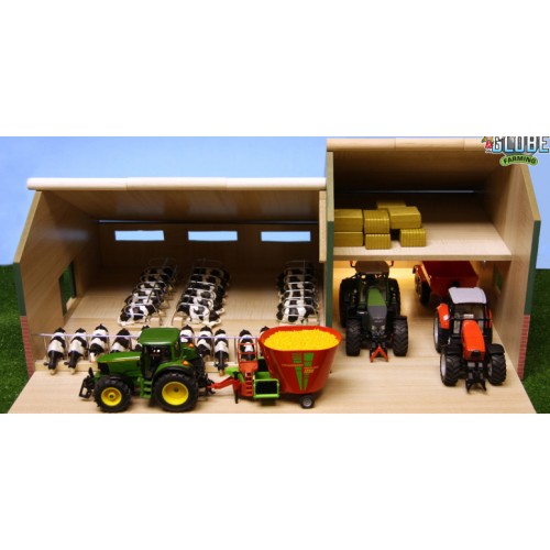 KIDS GLOBE CATTLE AND MACHINERY SHED 1:32 SCALE