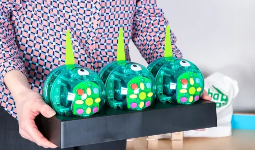 EaRL Docking Station - Charges up to 6 EaRL or EaRL v2 robots simultaneously - Each