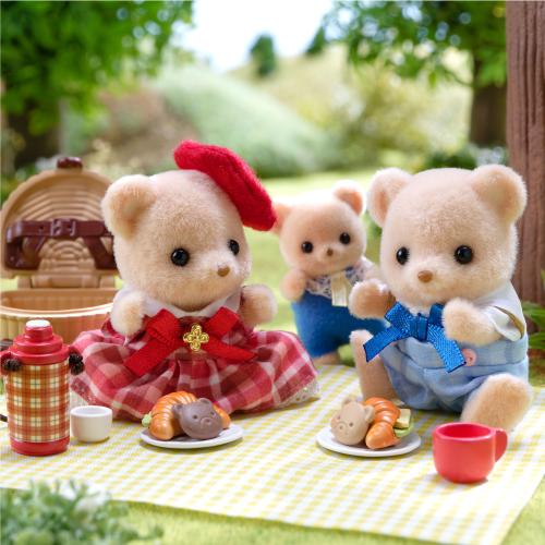 Sylvanian Families Biscuit Bear Sister & Brother Delicious Picnic - Toymaster - Fagan Toys