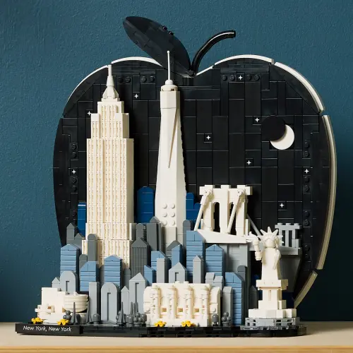LEGO® Architecture New York City – The Big Apple Model 21066 -  - Fagan Toys
