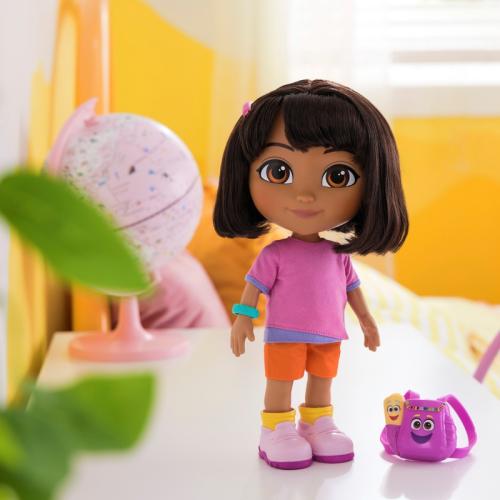Dora Sing & Explore Dora Doll