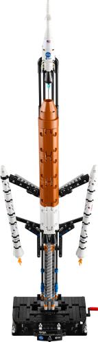LEGO Technic NASA Artemis Space Launch System Rocket 42221