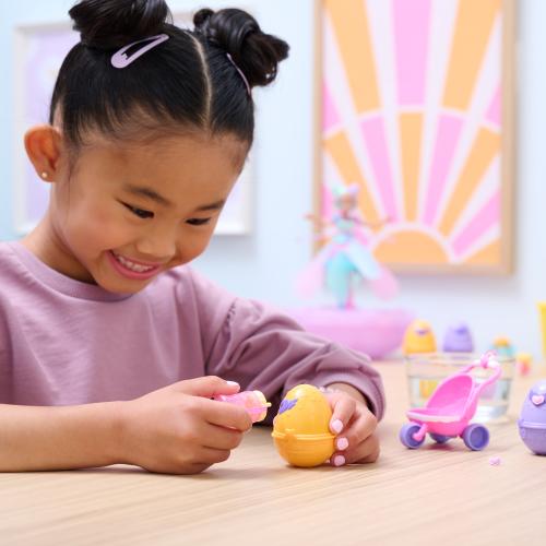 Hatchimals Alive Hatch N’ Stroll Playset with 2 Eggs