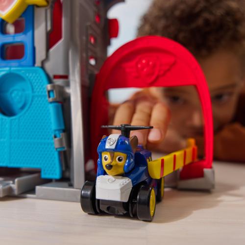 PAW Patrol Adventure Bay Airport Playset with Skye