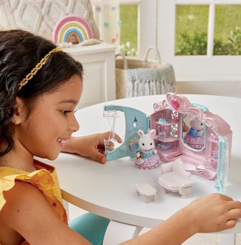 Sylvanian Families Style & Sparkle Dressing Room