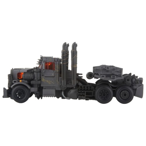 Transformers Generations Studio Series Leader Oscar - Fagan Toys