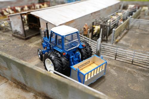 Britains Link Box