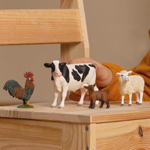 Schleich Farm World Farm Animal Starter Playset 42729
