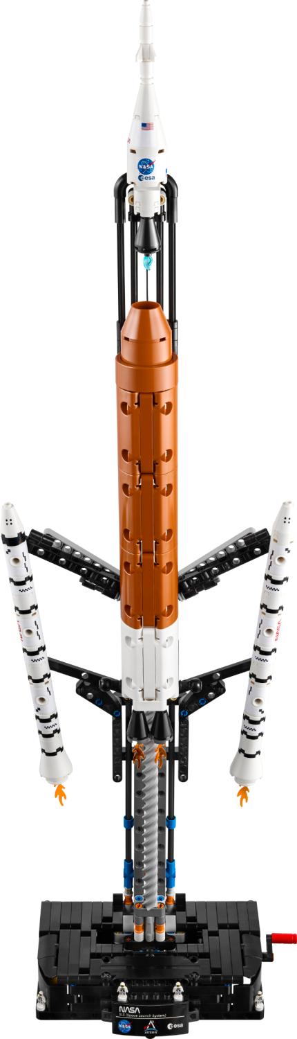 LEGO Technic NASA Artemis Space Launch System Rocket 42221